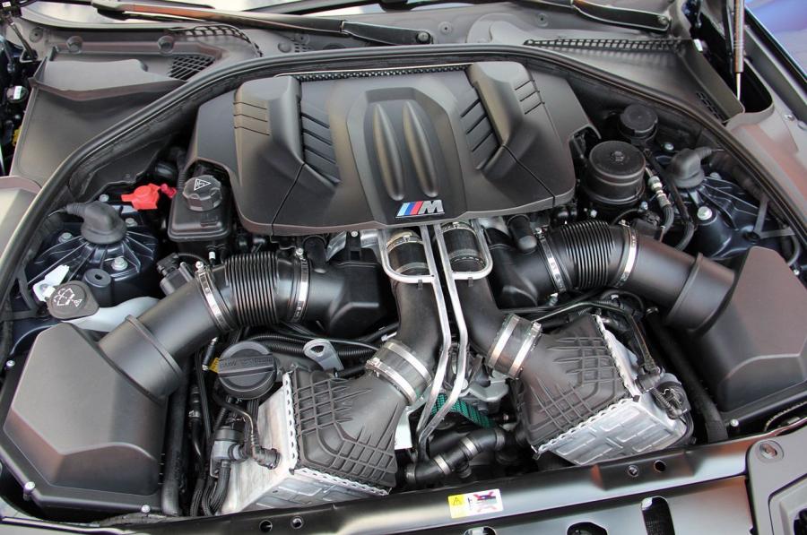  BMW M5 2012 года  (фото 102 из 319)